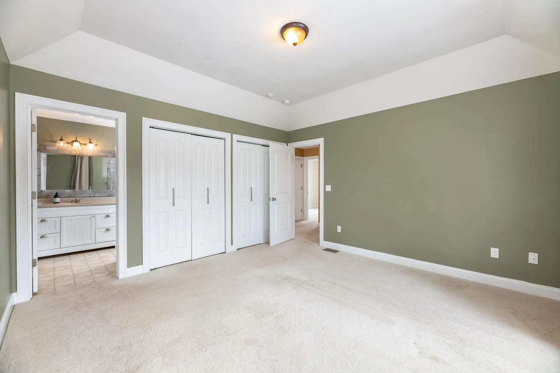 39 Sterling Drive Laconia NH 03246