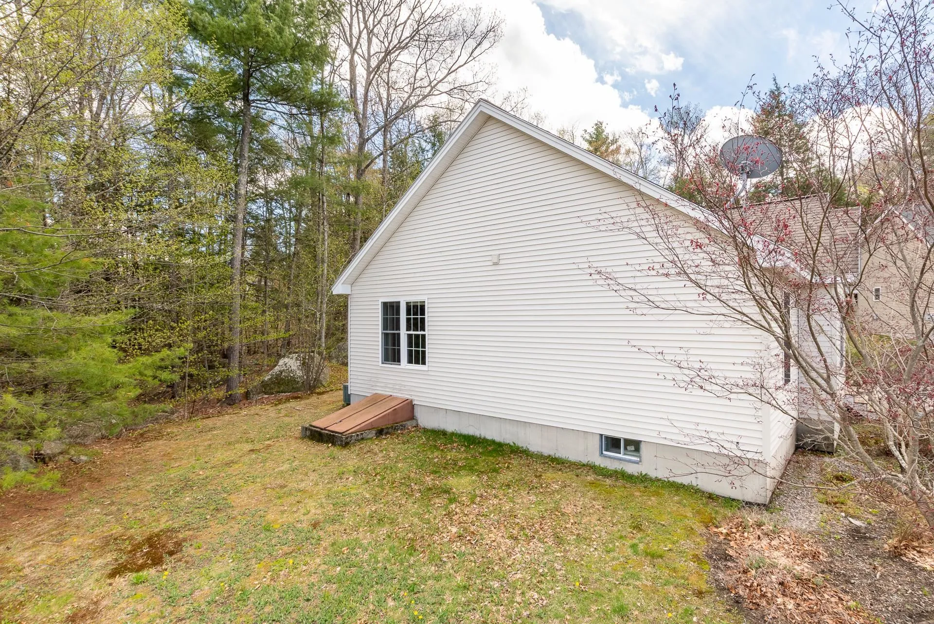 39 Sterling Drive Laconia NH 03246