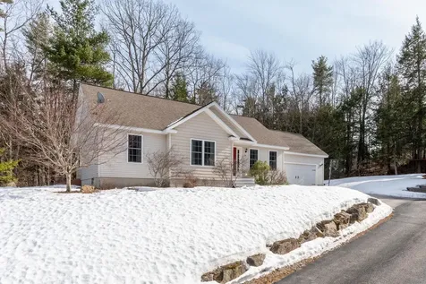 39 Sterling Drive Laconia NH 03246