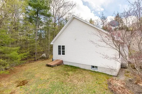 39 Sterling Drive Laconia NH 03246
