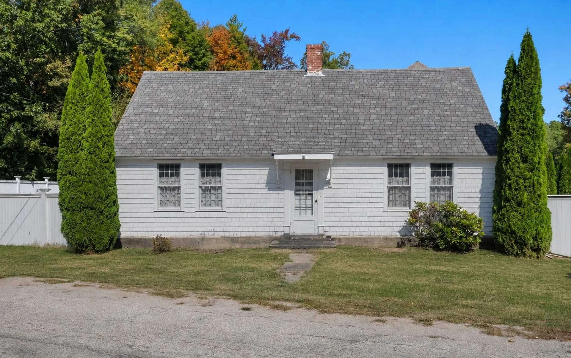 51 Pond Street Newton NH 03858