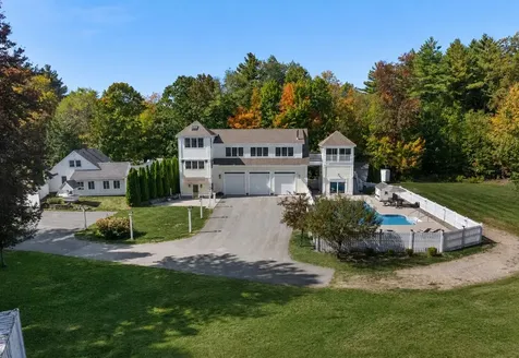 51 Pond Street Newton NH 03858
