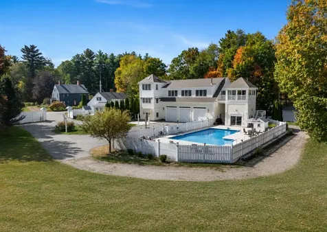 51 Pond Street Newton NH 03858