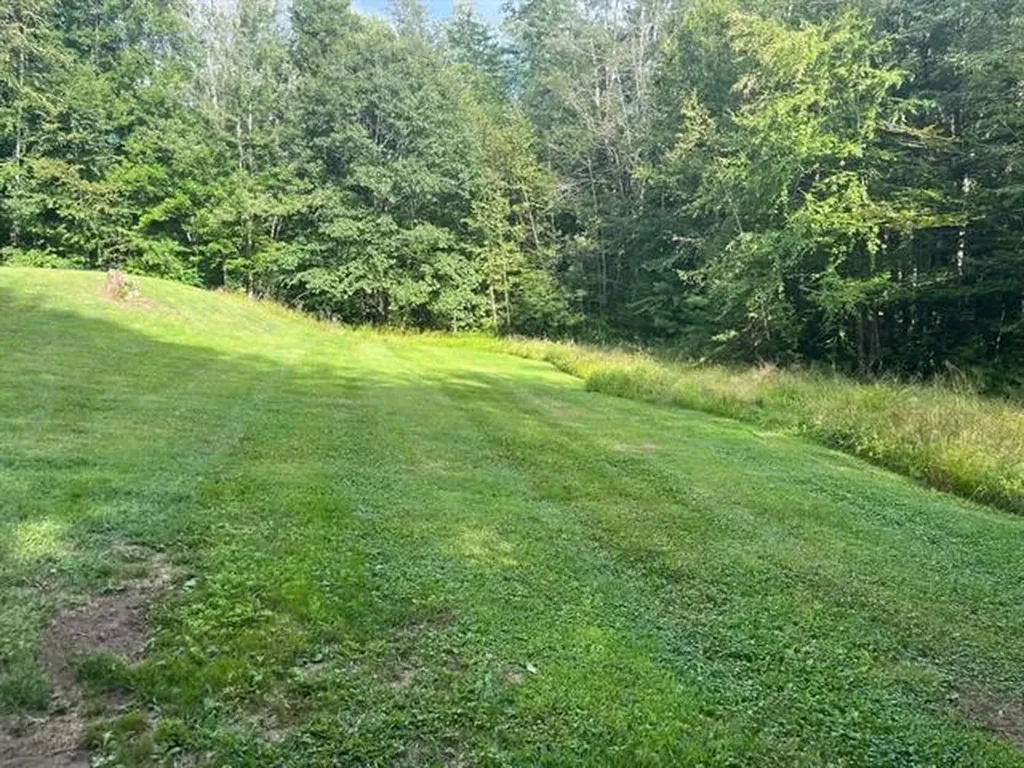 64 Crown Point Road Rochester NH 03867