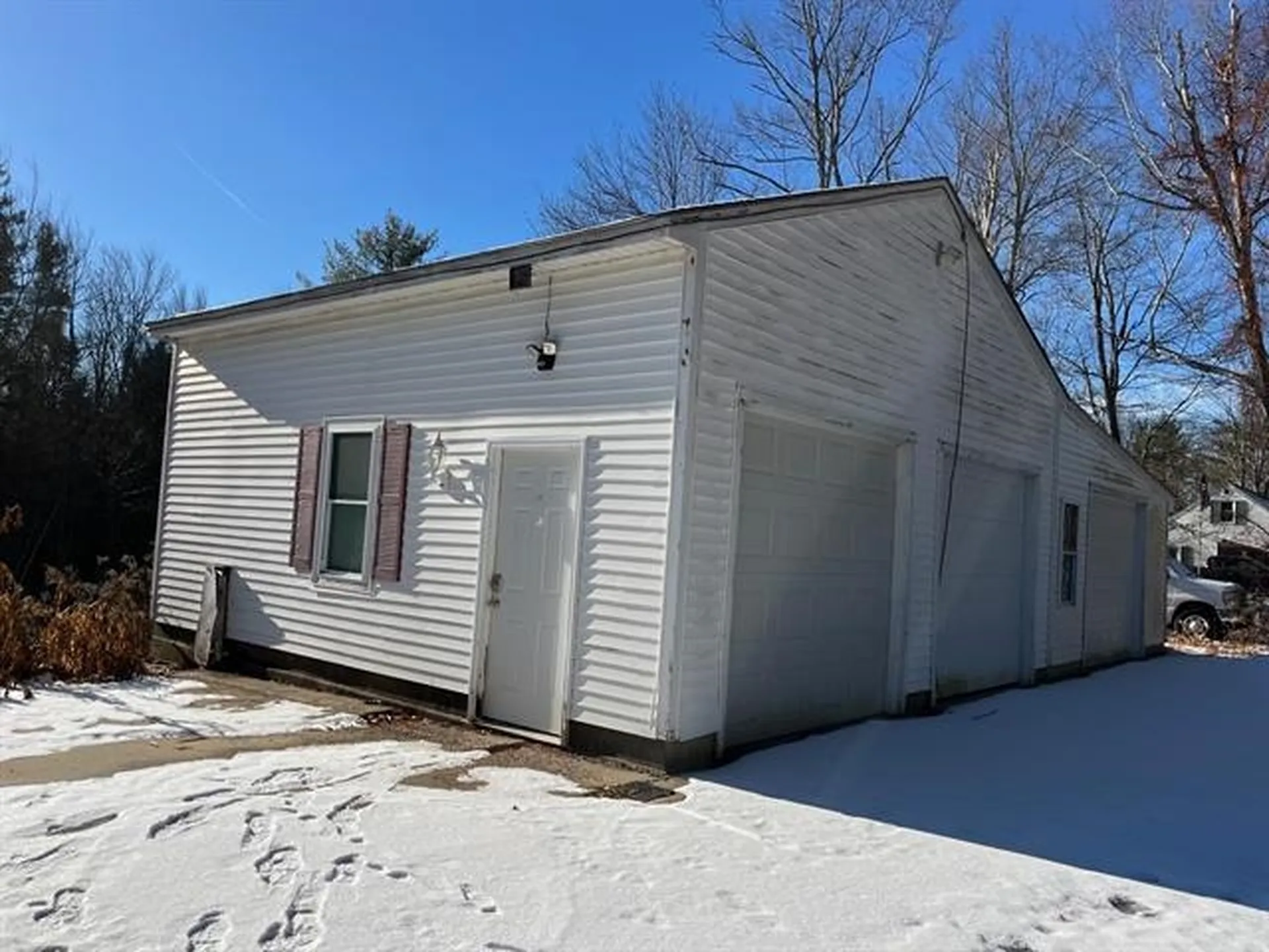 64 Crown Point Road Rochester NH 03867