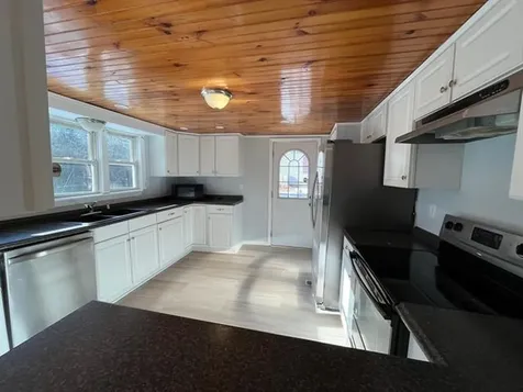 64 Crown Point Road Rochester NH 03867