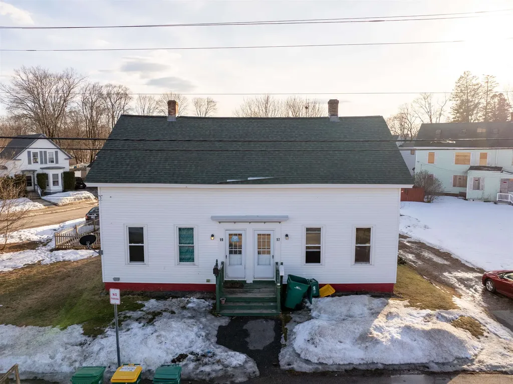 17-19 Upham Street Rochester NH 03867