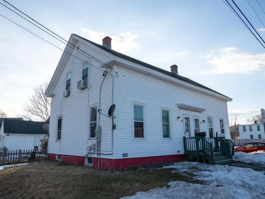 17-19 Upham Street Rochester NH 03867