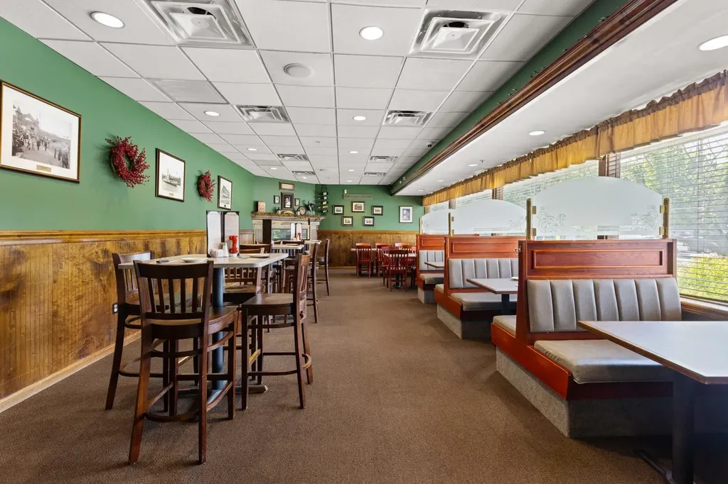 11 Farmington Road Rochester NH 03867