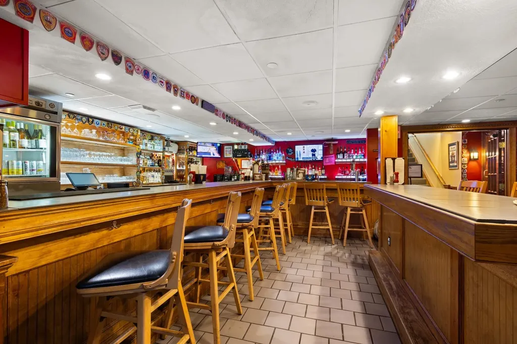 11 Farmington Road Rochester NH 03867