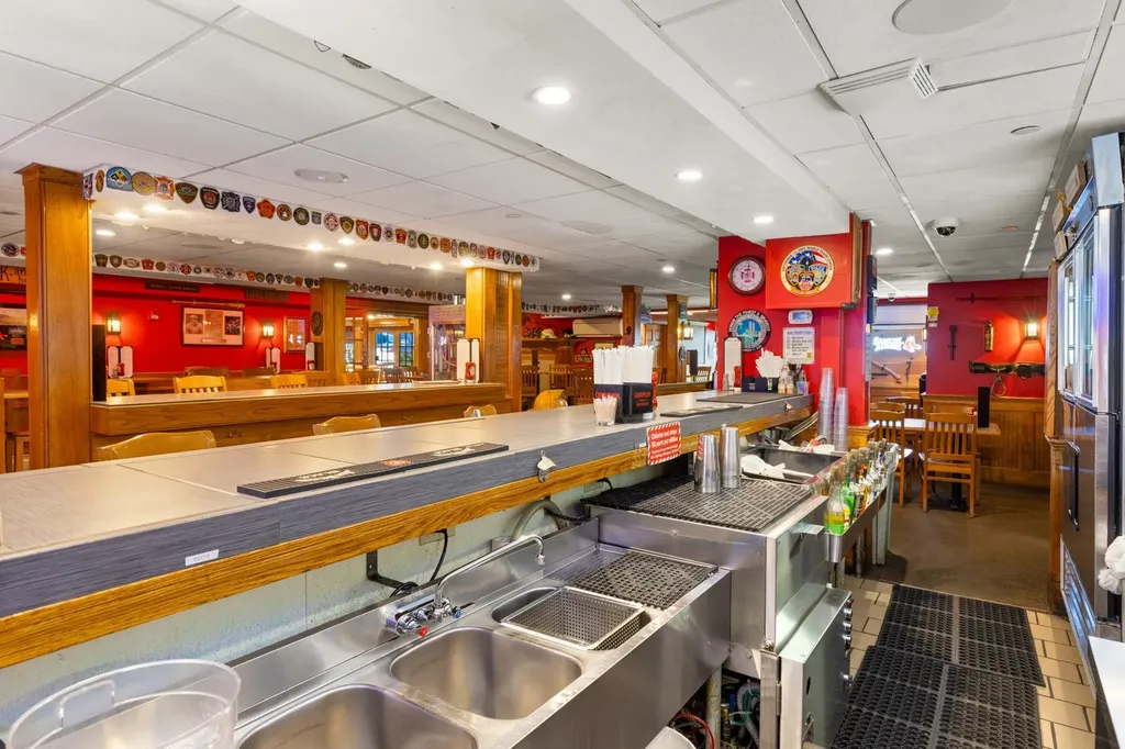 11 Farmington Road Rochester NH 03867