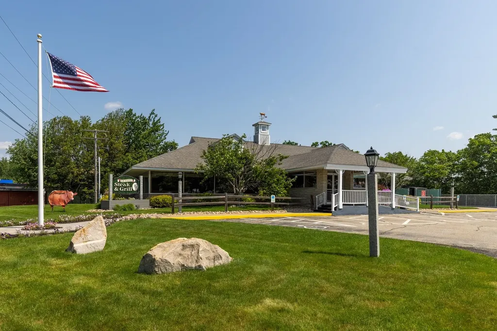 11 Farmington Road Rochester NH 03867