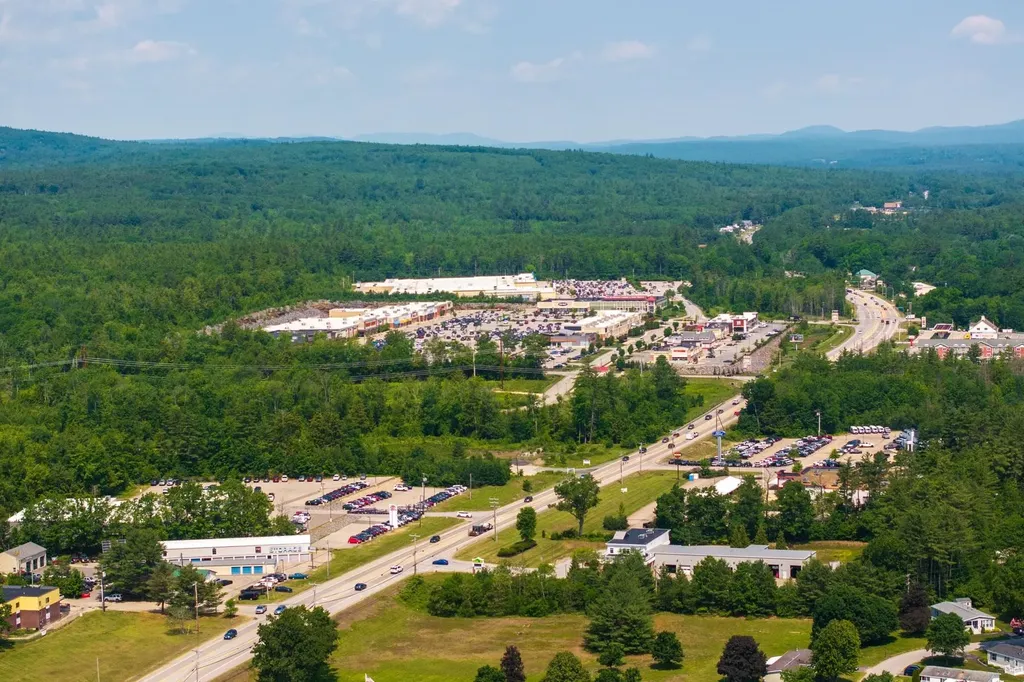 11 Farmington Road Rochester NH 03867