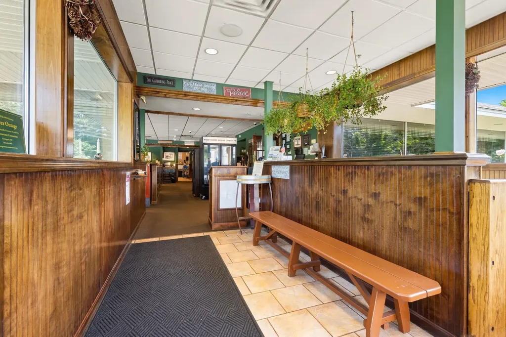 11 Farmington Road Rochester NH 03867