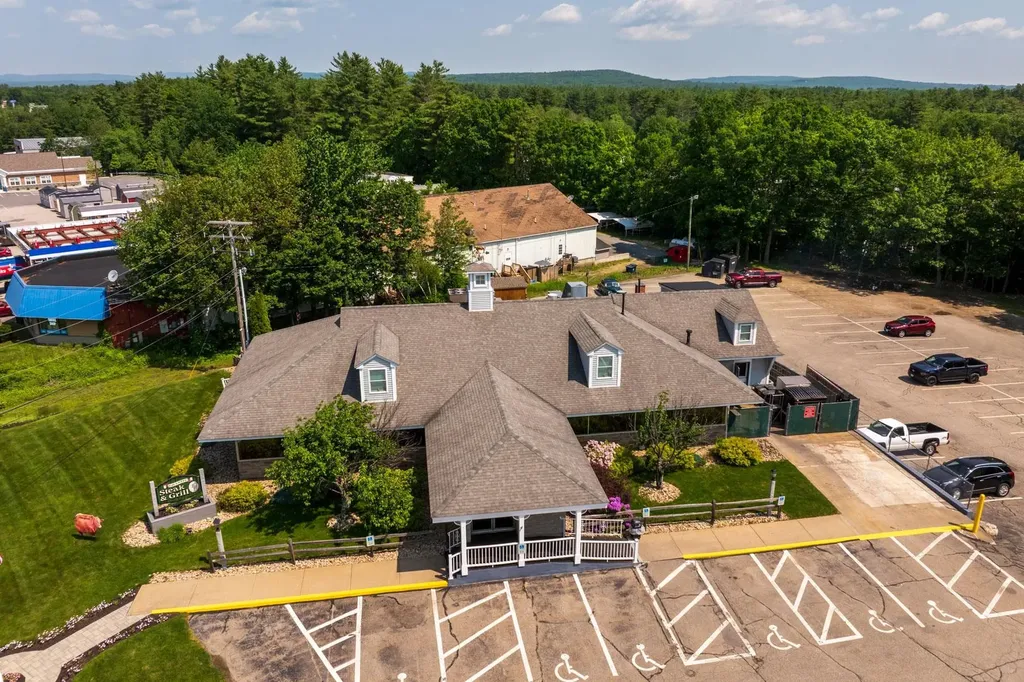 11 Farmington Road Rochester NH 03867