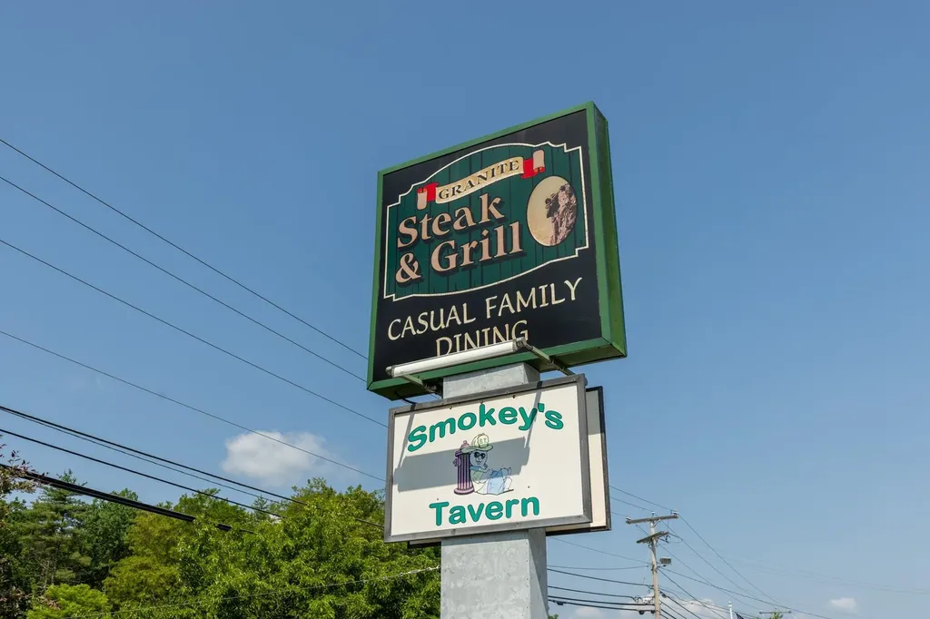 11 Farmington Road Rochester NH 03867