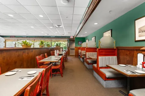 11 Farmington Road Rochester NH 03867