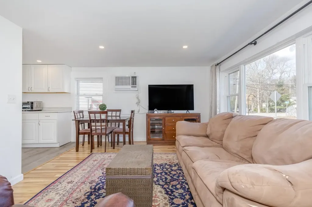 2 Muse Terrace Salem NH 03079