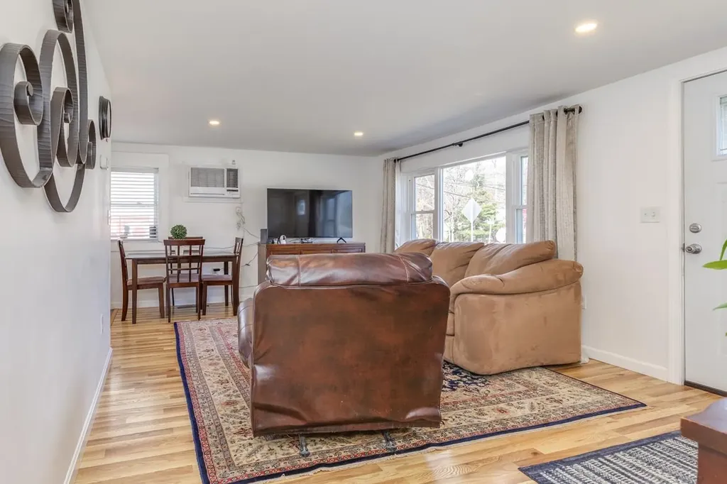 2 Muse Terrace Salem NH 03079