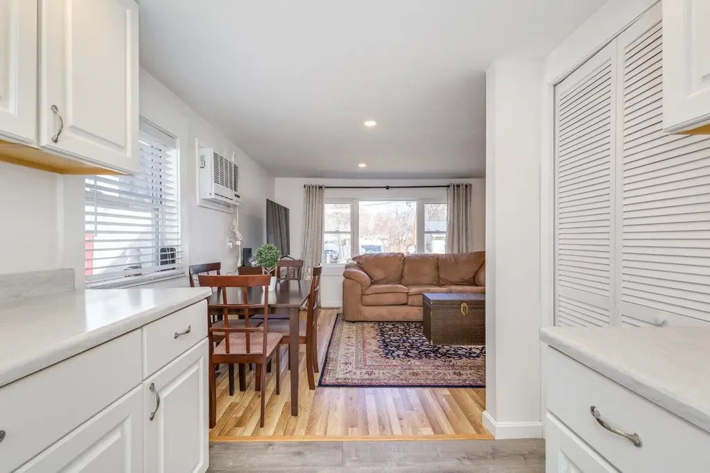 2 Muse Terrace Salem NH 03079