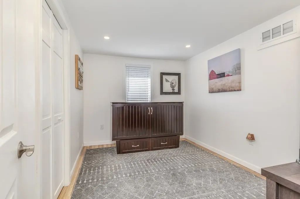 2 Muse Terrace Salem NH 03079