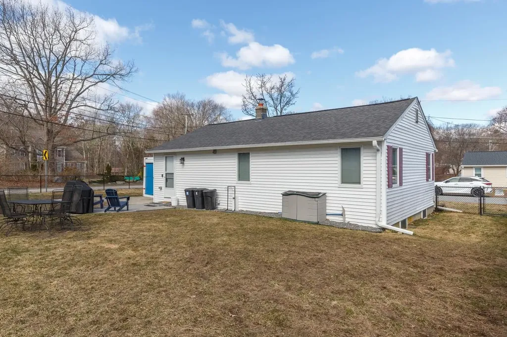 2 Muse Terrace Salem NH 03079