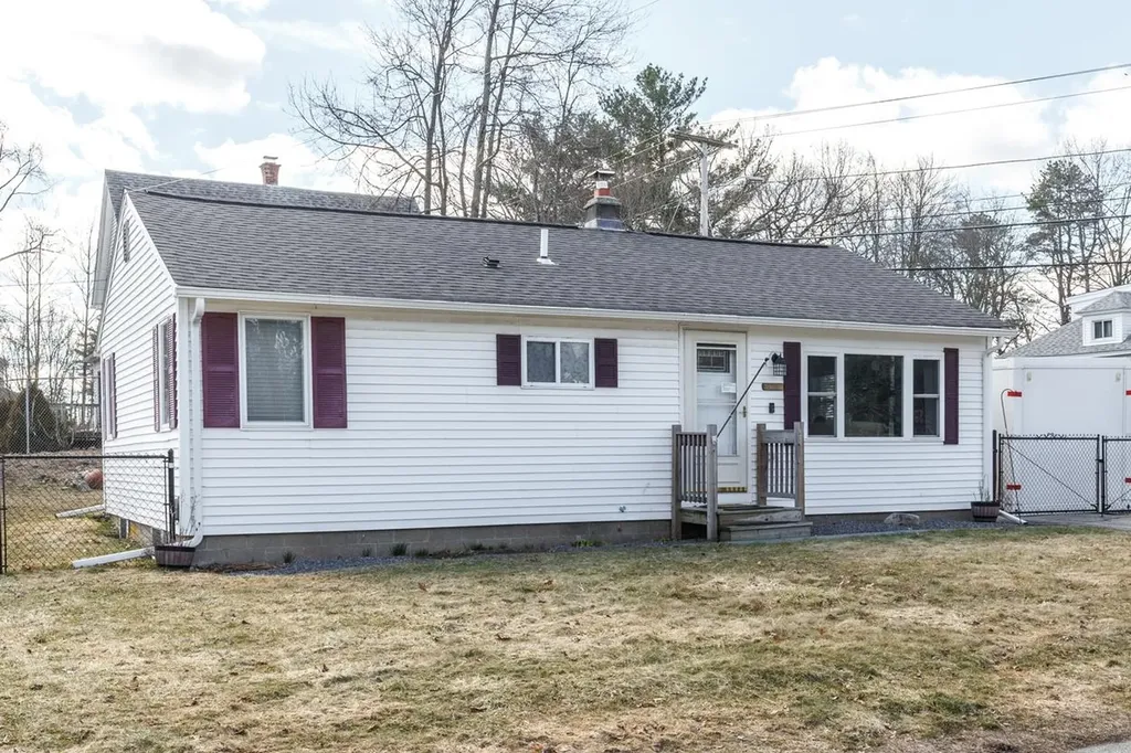 2 Muse Terrace Salem NH 03079