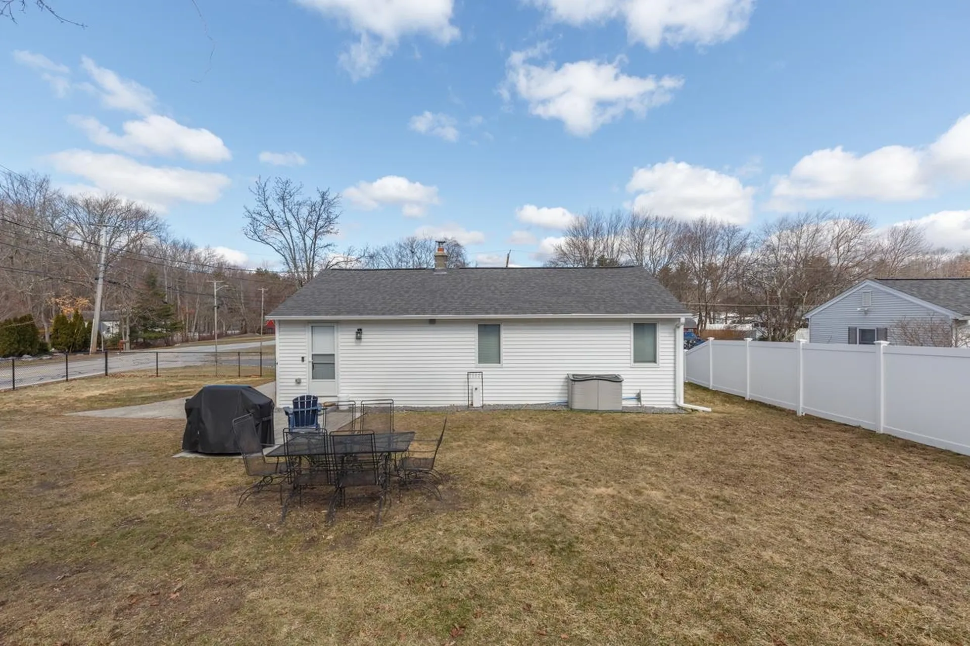 2 Muse Terrace Salem NH 03079