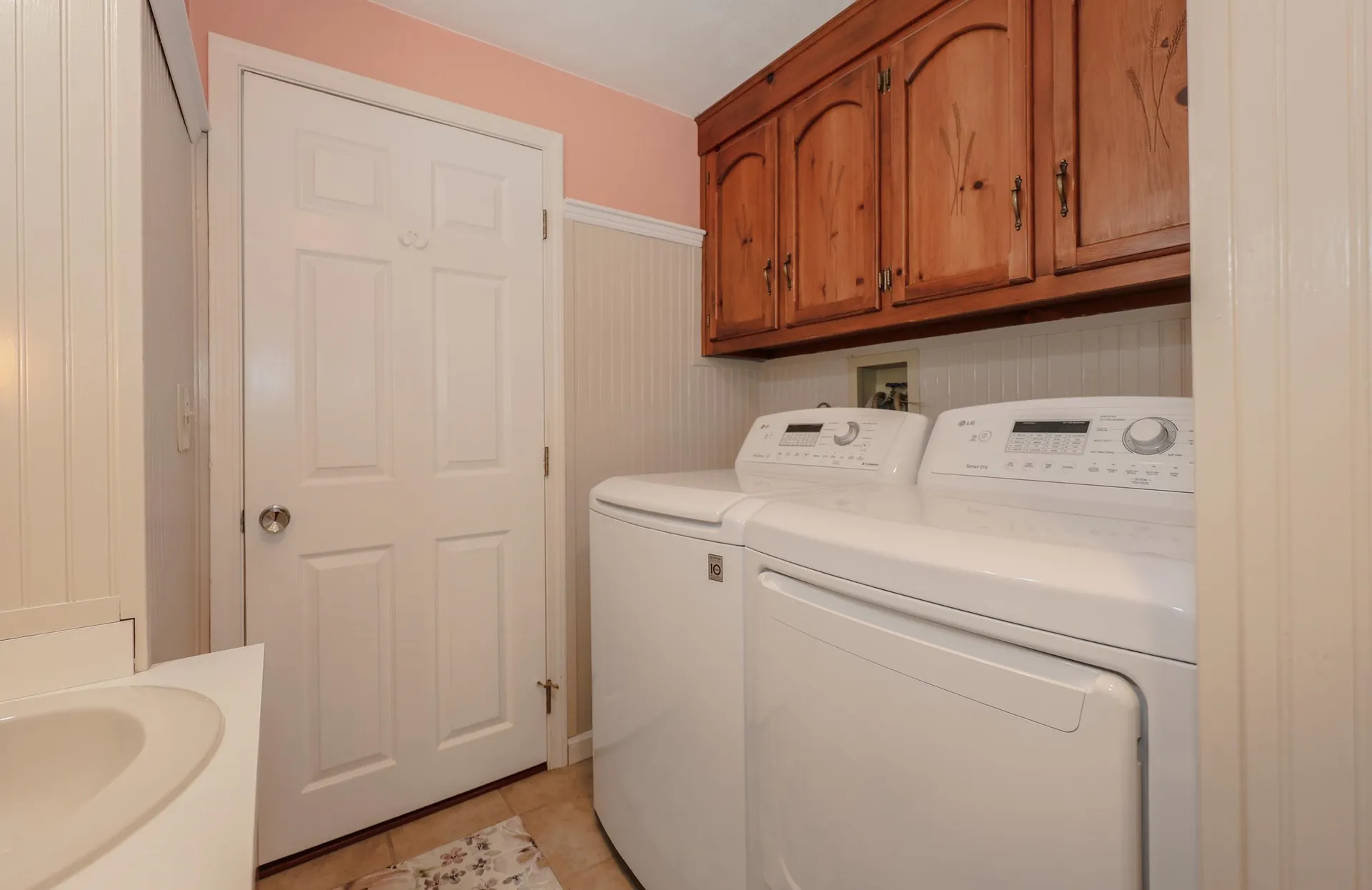 6 Karen Lane Londonderry NH 03053