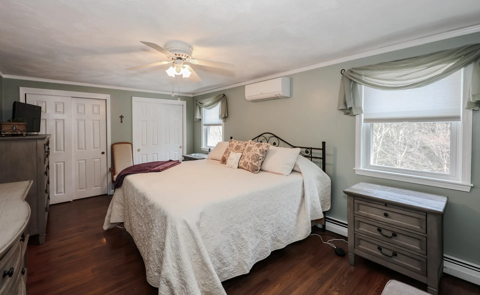 6 Karen Lane Londonderry NH 03053