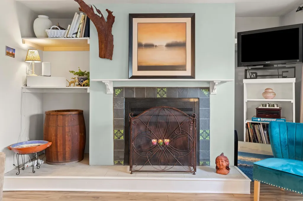 8 Dunvegan Woods Drive Hampton NH 03842