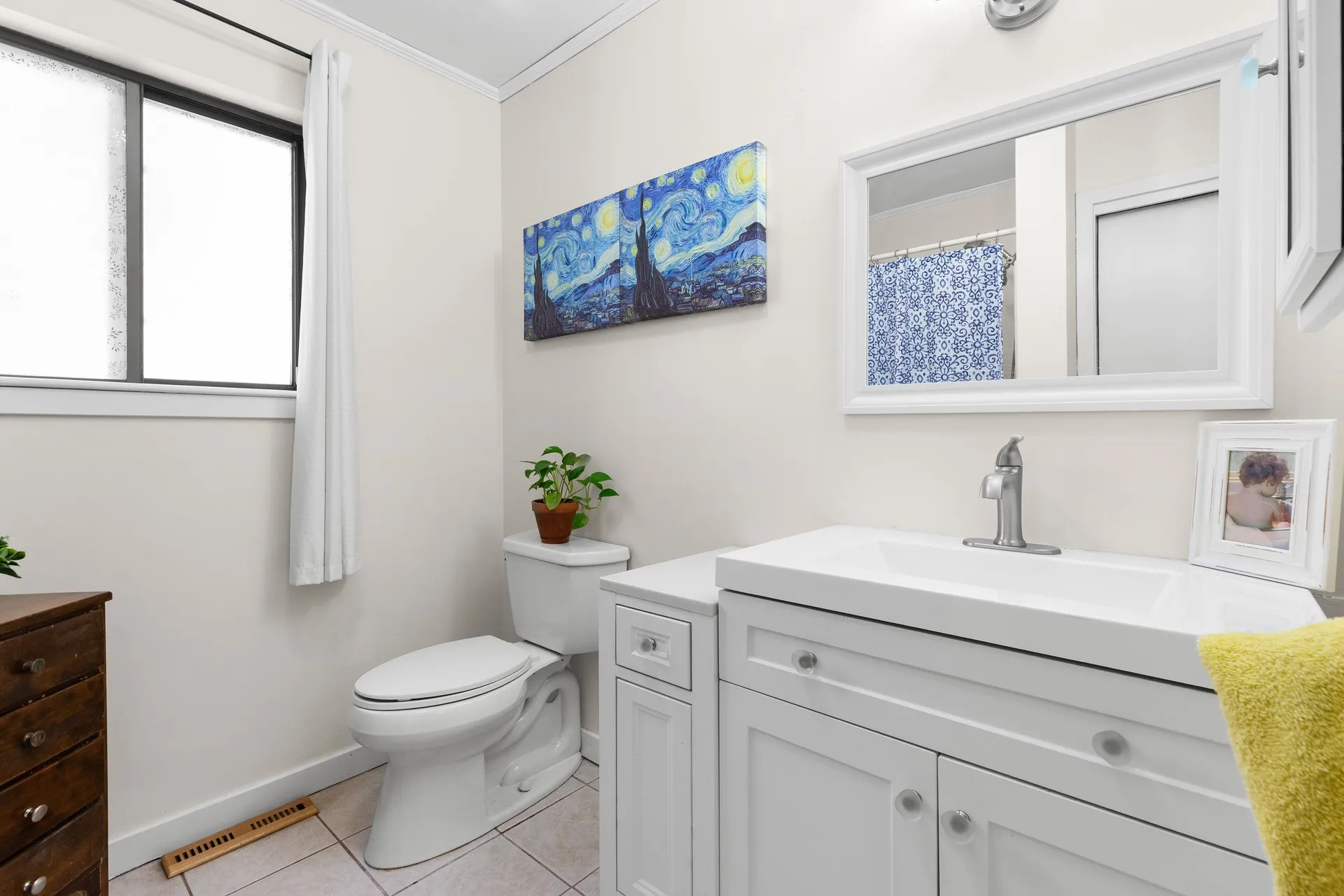 8 Dunvegan Woods Drive Hampton NH 03842