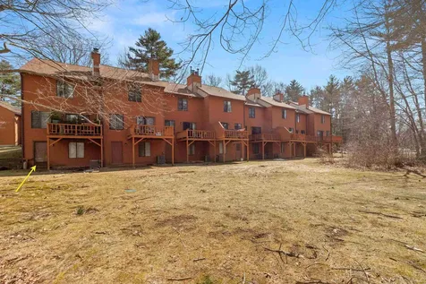 8 Dunvegan Woods Drive Hampton NH 03842