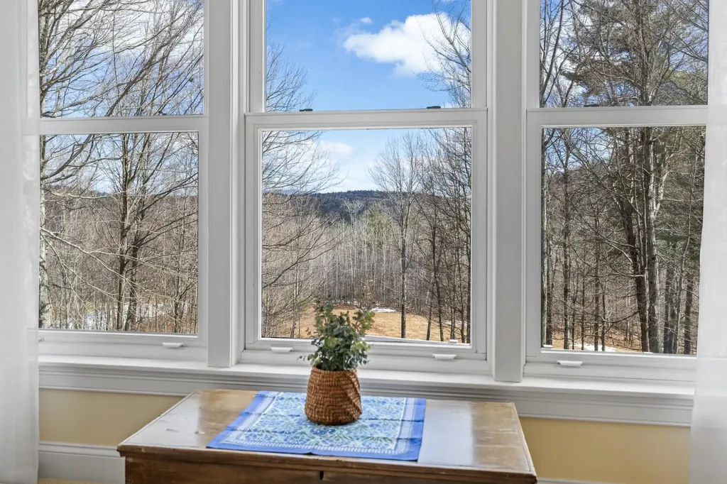 32 Birch Lane Enfield NH 03748