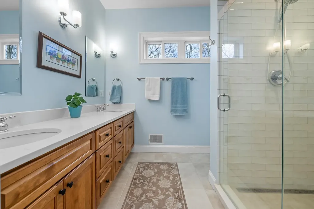 32 Birch Lane Enfield NH 03748