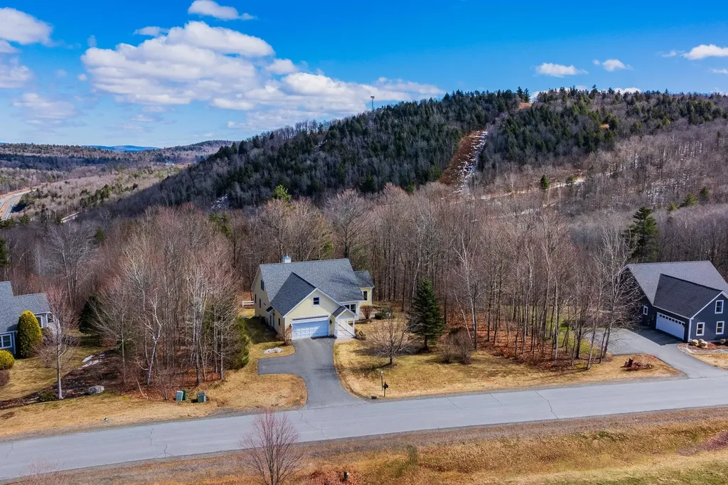 32 Birch Lane Enfield NH 03748