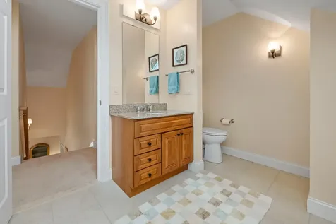 32 Birch Lane Enfield NH 03748
