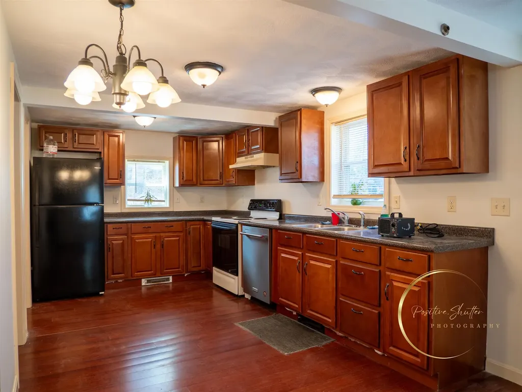 5 Glenwood Lane Northwood NH 03261