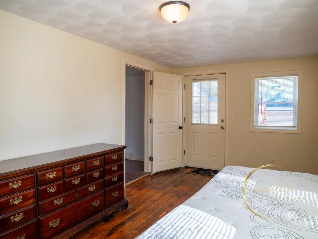 5 Glenwood Lane Northwood NH 03261