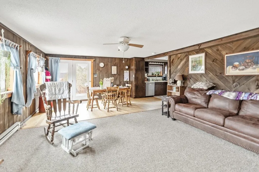 95 Center Bay Road Alburgh VT 05440