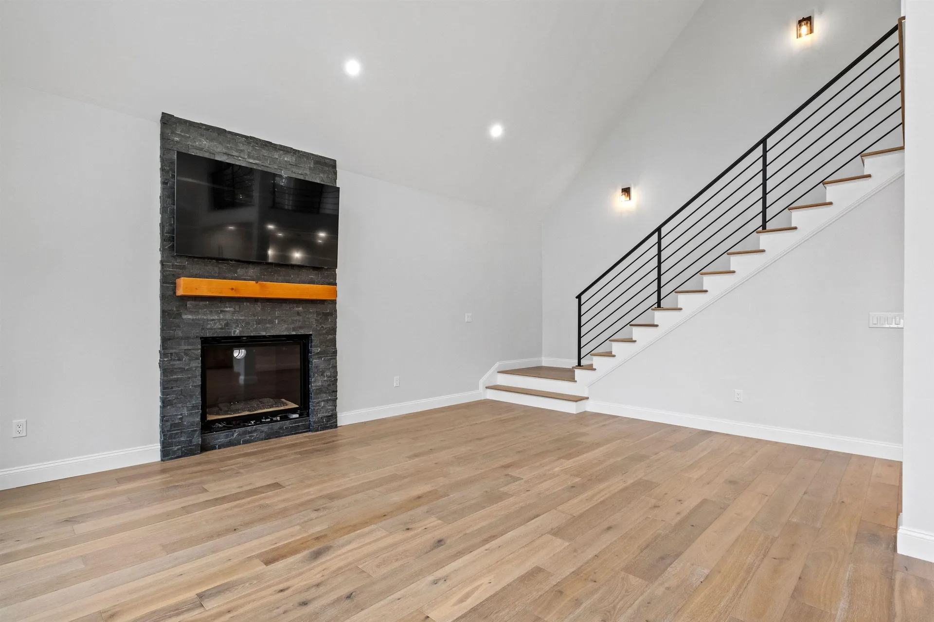 6 Melina's Way Thornton NH 03285
