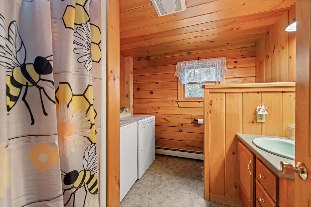 47 Auguste Road Wentworth NH 03282