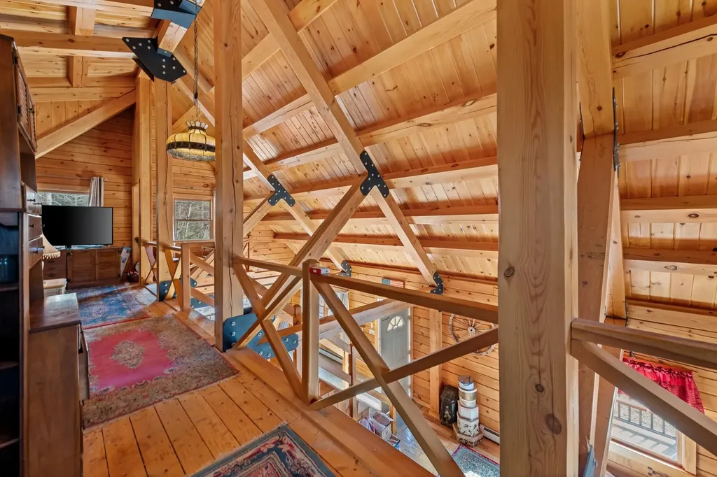 47 Auguste Road Wentworth NH 03282