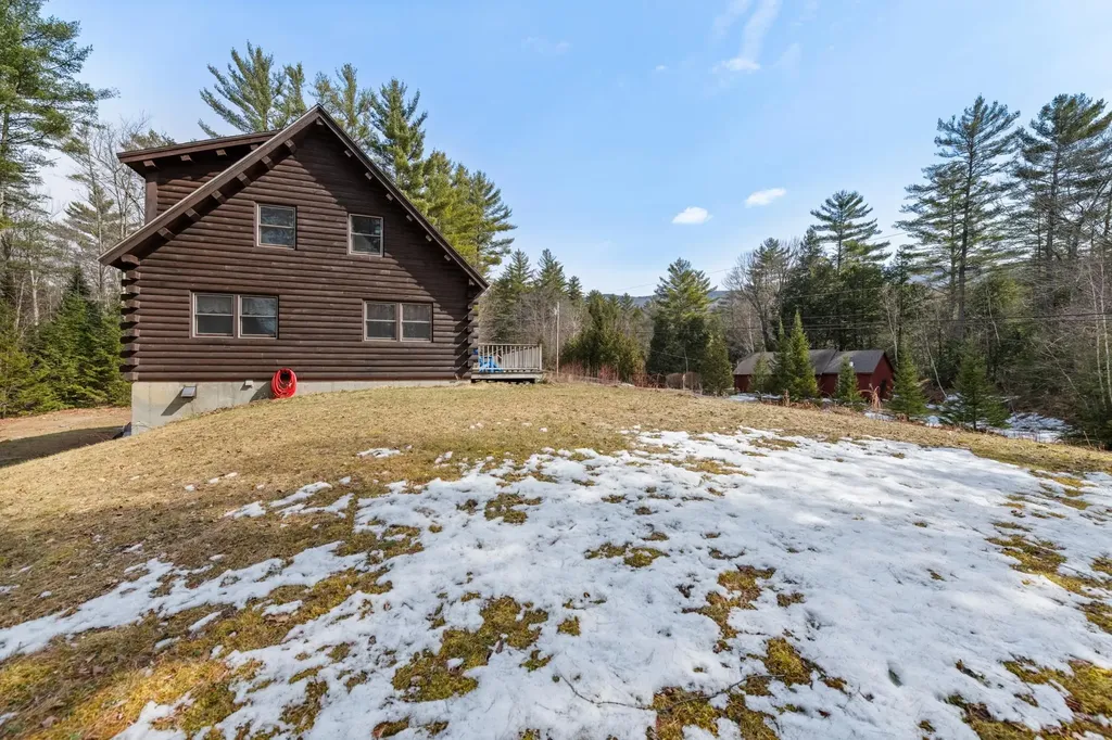 47 Auguste Road Wentworth NH 03282