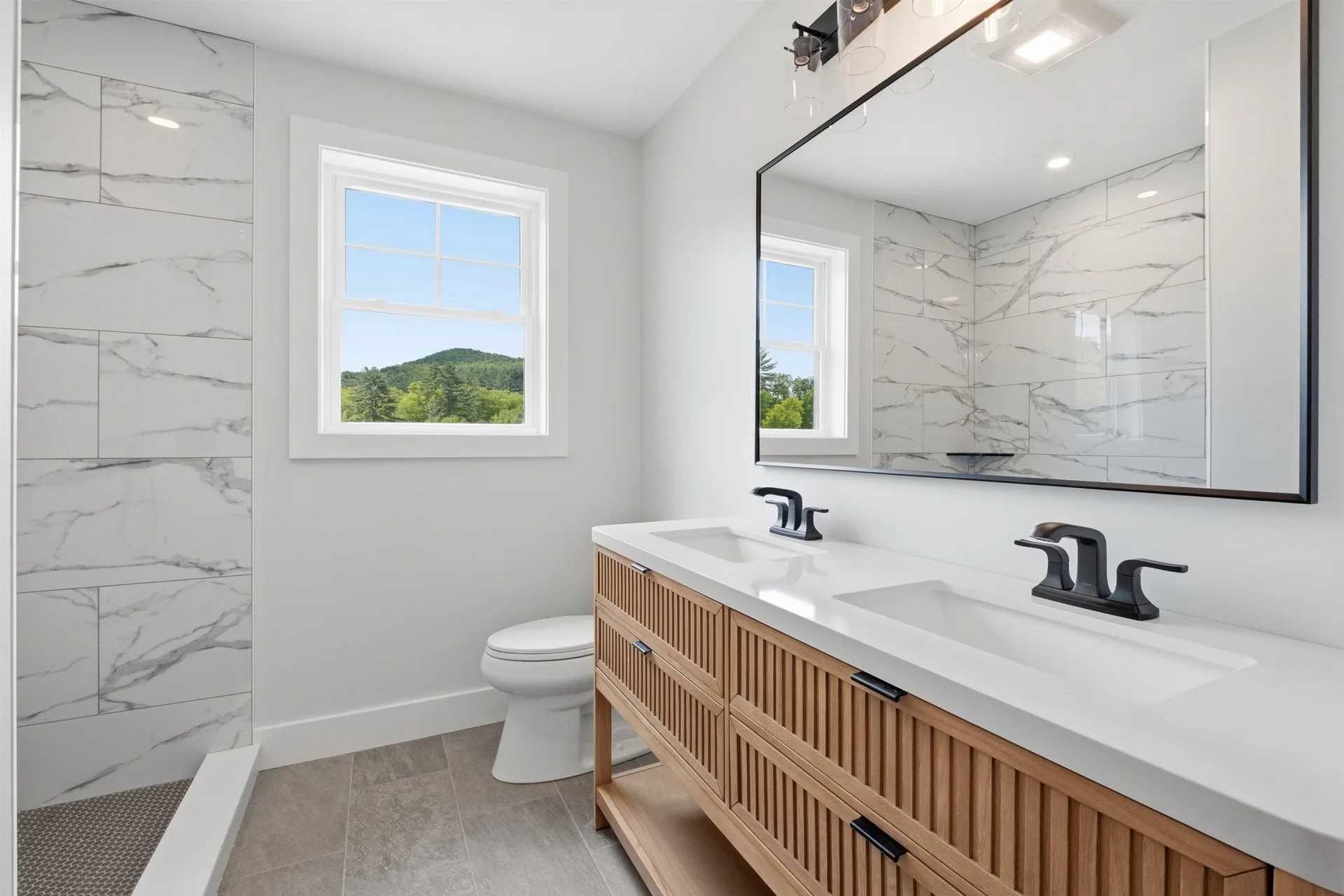 14 Melina's Way Thornton NH 03285
