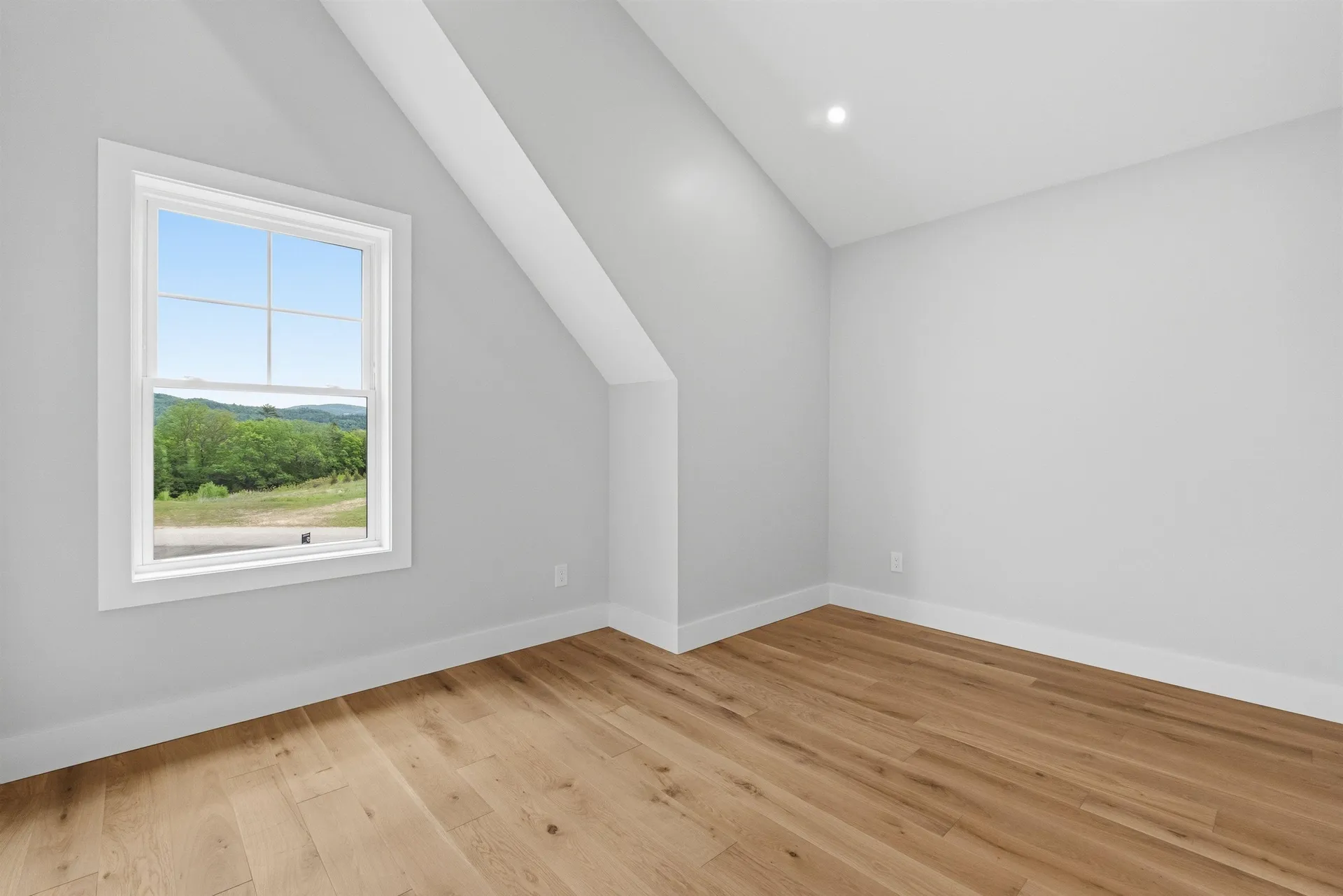 14 Melina's Way Thornton NH 03285