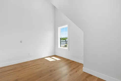 14 Melina's Way Thornton NH 03285