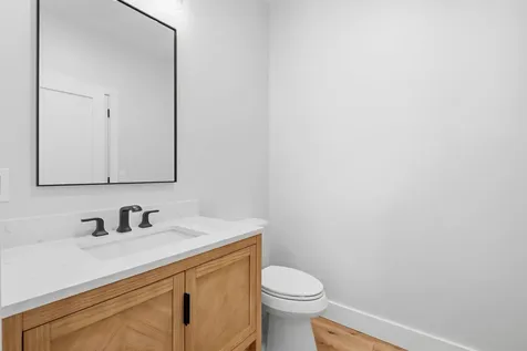 14 Melina's Way Thornton NH 03285