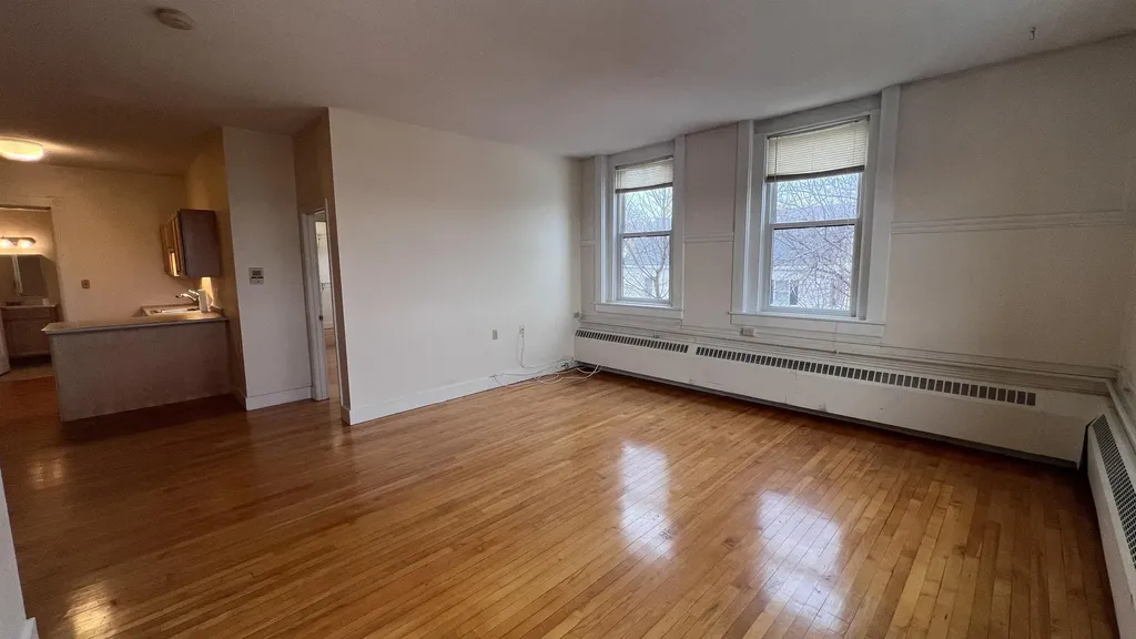 104 Green Street Somersworth NH 03878