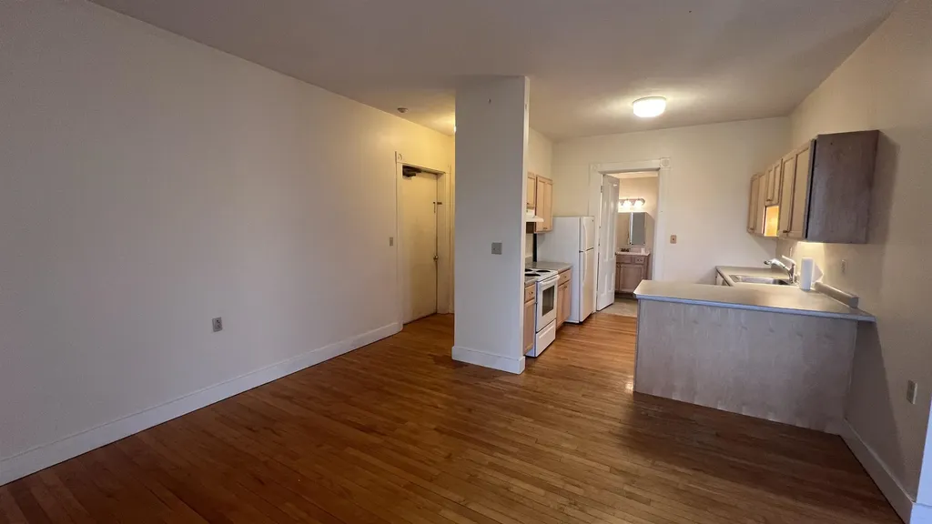 104 Green Street Somersworth NH 03878